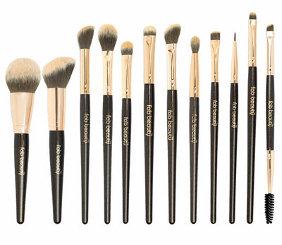 12 makeup brushes